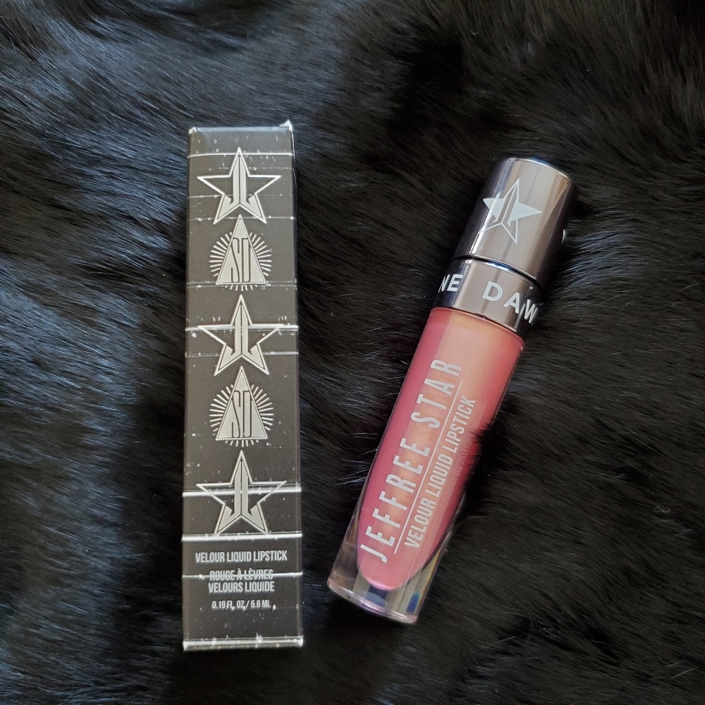New & unused Jeffree Star liquid lipstick in shade 'Ryland'.